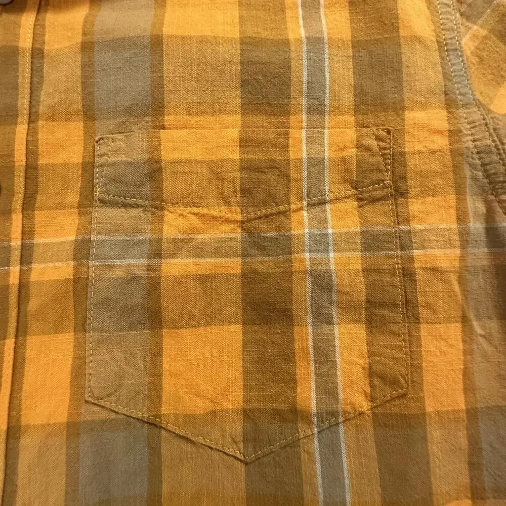 The North Face Plaid Short Sleeve Shirt‎ Medium Outdoor Hiking Casual Q-13